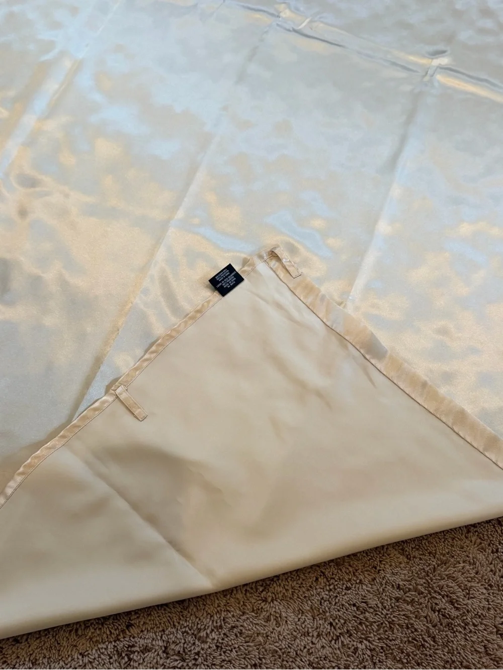 Nicole miller silky satin cream colored curtain panel 84 x 42